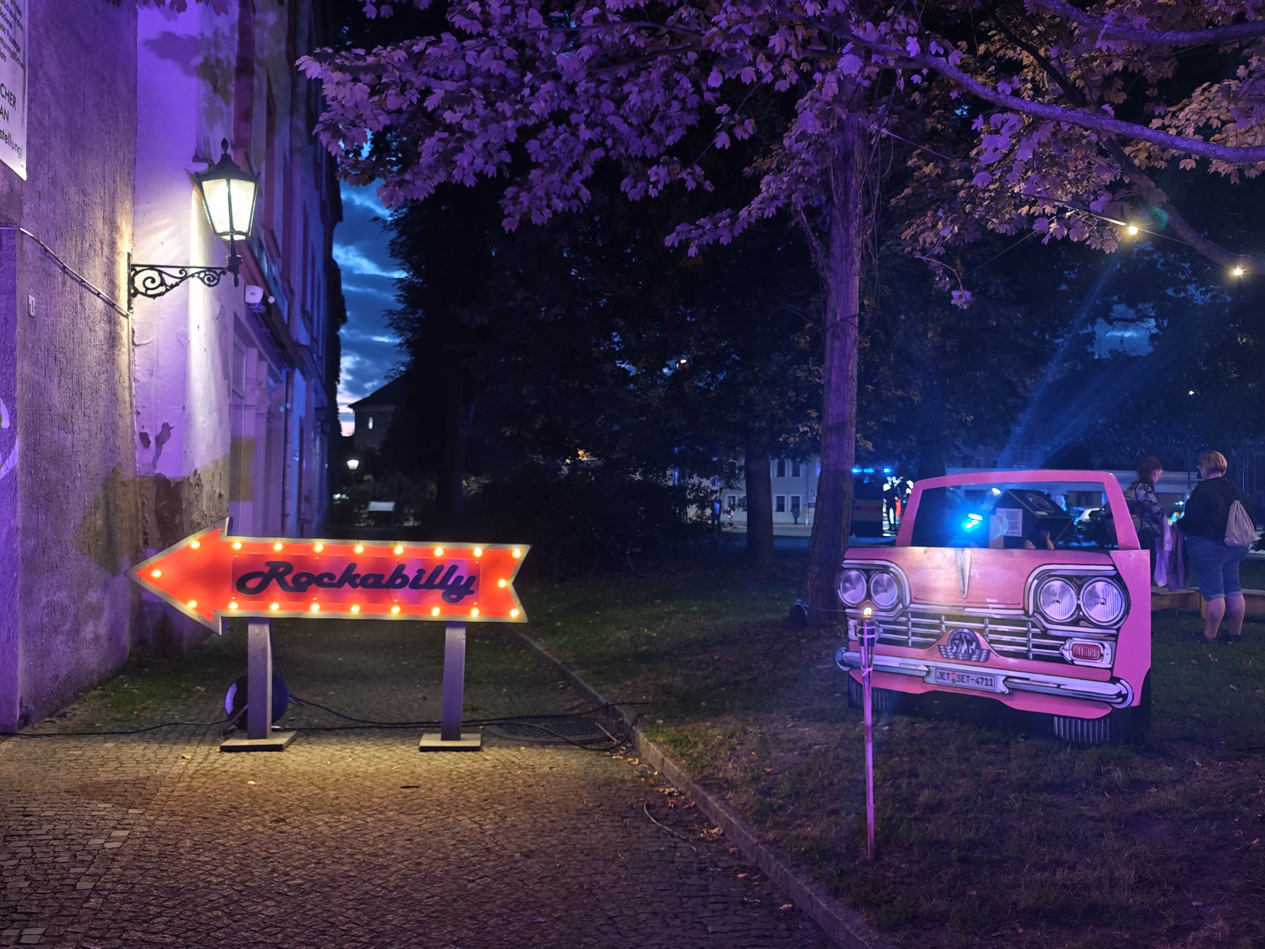 Eingang zum Innenhof, in dem die vom Lichtspielhof e.V. organisierte Veranstaltung stattfindet